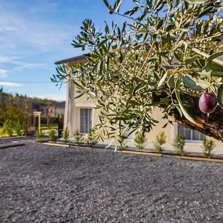 Apartamento Les Vallees By Cocoonr Bonnefamille Exterior foto