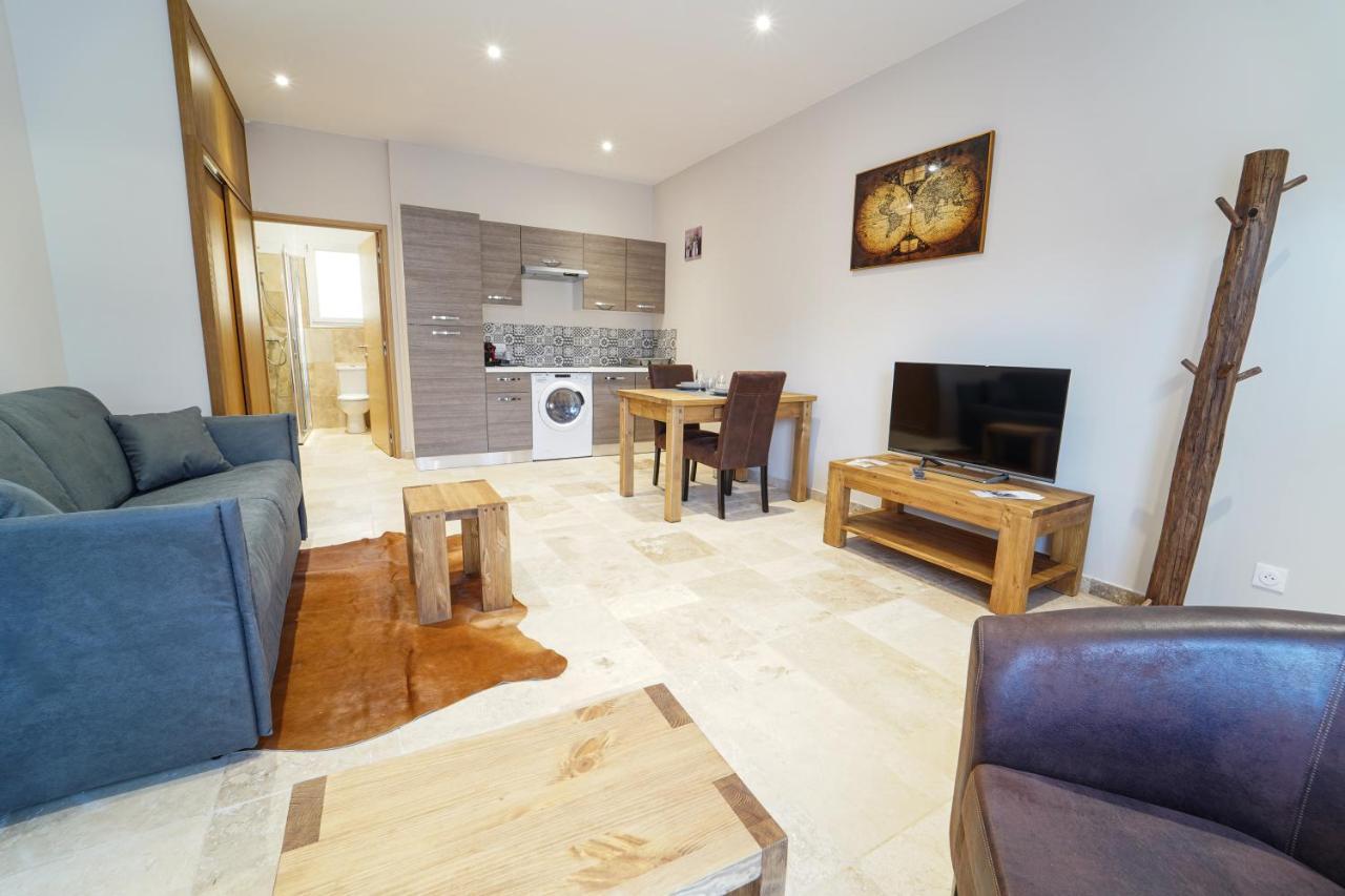 Apartamento Les Vallees By Cocoonr Bonnefamille Exterior foto
